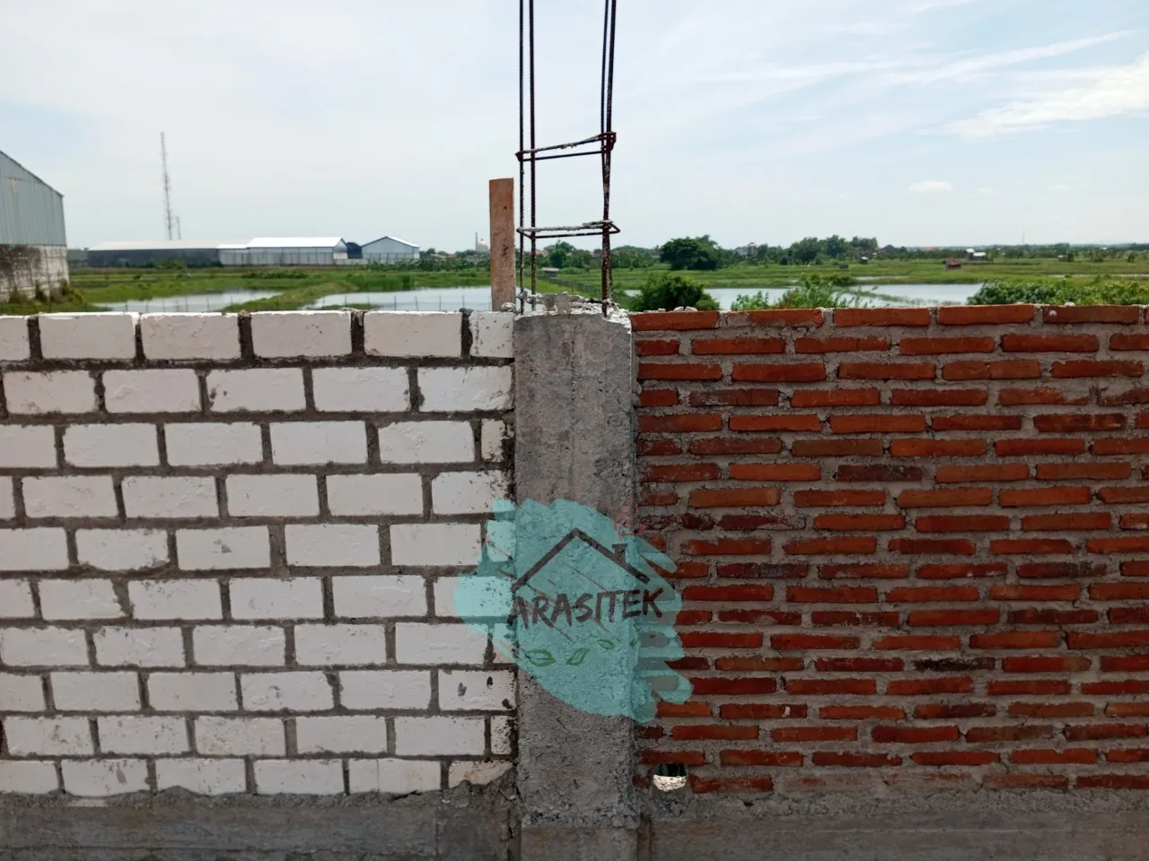 Perbedaan bata merah dan bata putih dalam penggunaan dan kekuatan